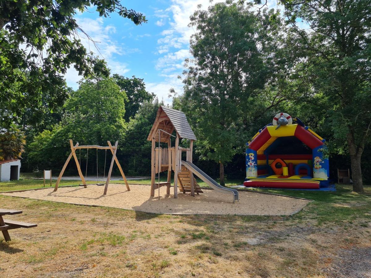 Camping Fleur D'Oleron 생-피에르-돌레롱 외부 사진