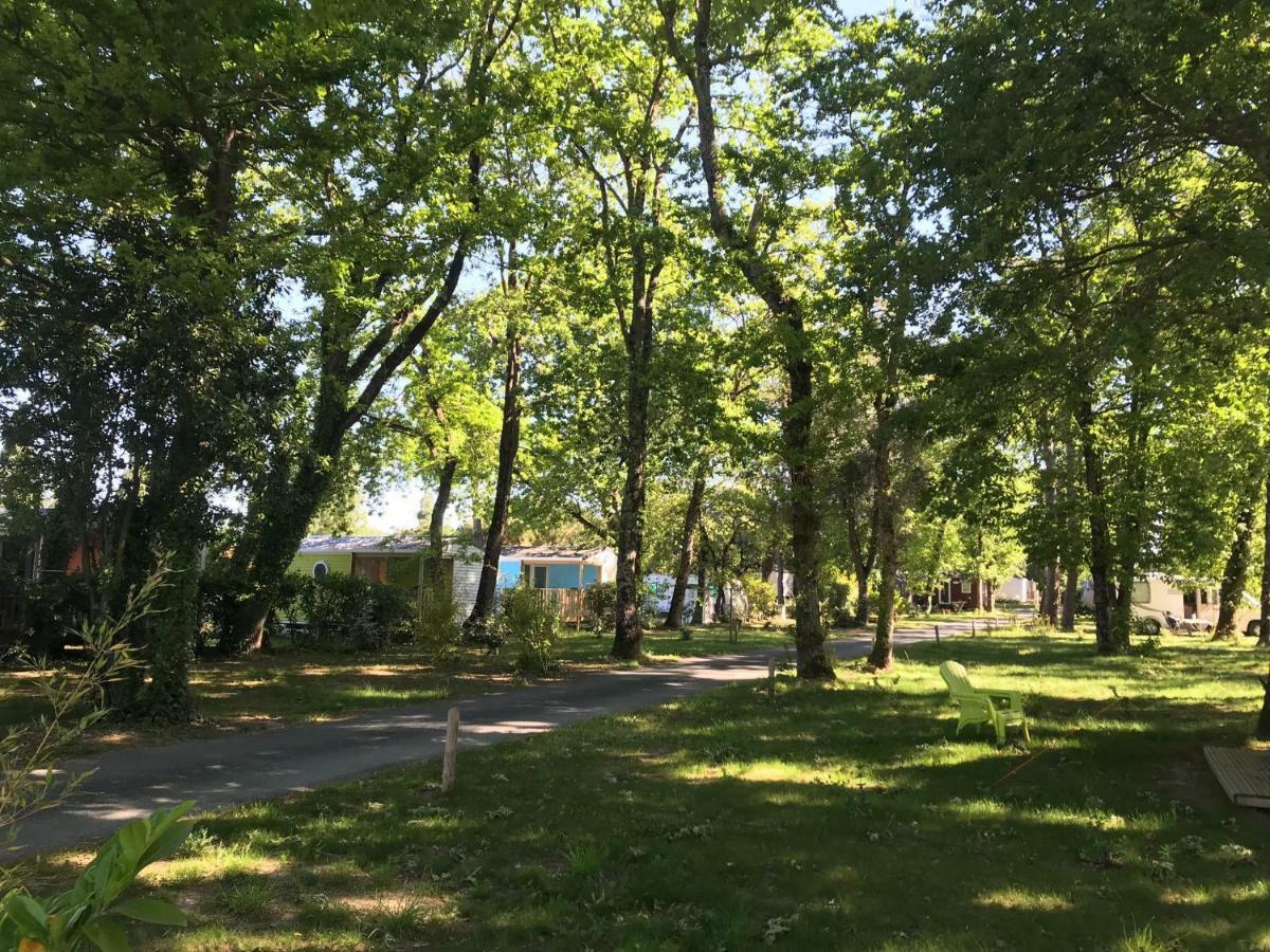 Camping Fleur D'Oleron 생-피에르-돌레롱 외부 사진